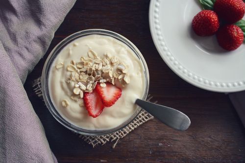 Healthonics's tweet image. Eating #probiotic food (Curd, fermented food, buttermilk, etc.) in a regular diet is essential. It not only helps in improving the number of beneficial bacteria in our digestive tract but also indirectly helps improve our #digestion, psychological health &amp;amp; #immunity.