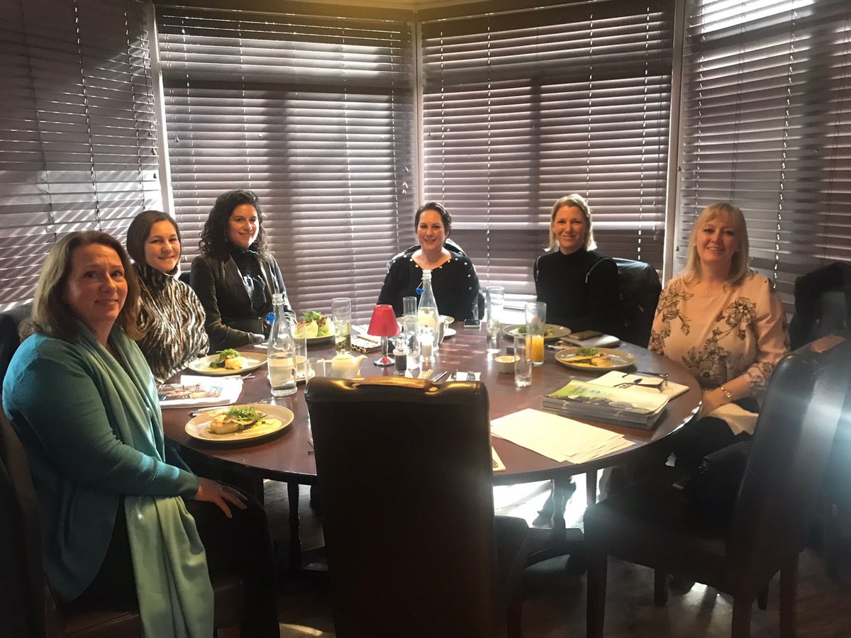A lovely lunch at the Bromley Mastermind, thanks to @LifeInMags, @ChartwellCancer, @jembahaijoub, @SocialSurgeryUK and Louise Robinson Therapies!🙌 If you would like to join us next month, please email anna@bellsaccountants.co.uk to book!👍 #businessevent #bromley
