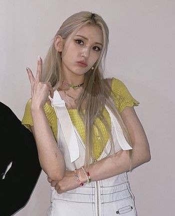 daily somi💭 (@jsomidaily) Twitter