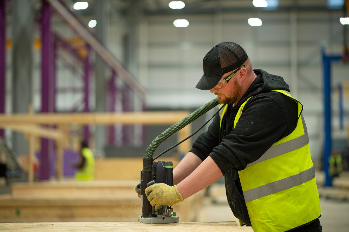 InnovareSIPS's tweet photo. We are hiring! We are currently recruiting for passionate and committed #ProductionOperatives to join our manufacturing operation in #Coventry. To learn more about working with us, click here: https://t.co/jk6ZLHOBi4 
#CoventryJobs #ConstructionJobs #ConstructionCareers https://t.co/oYJHrW6qA1