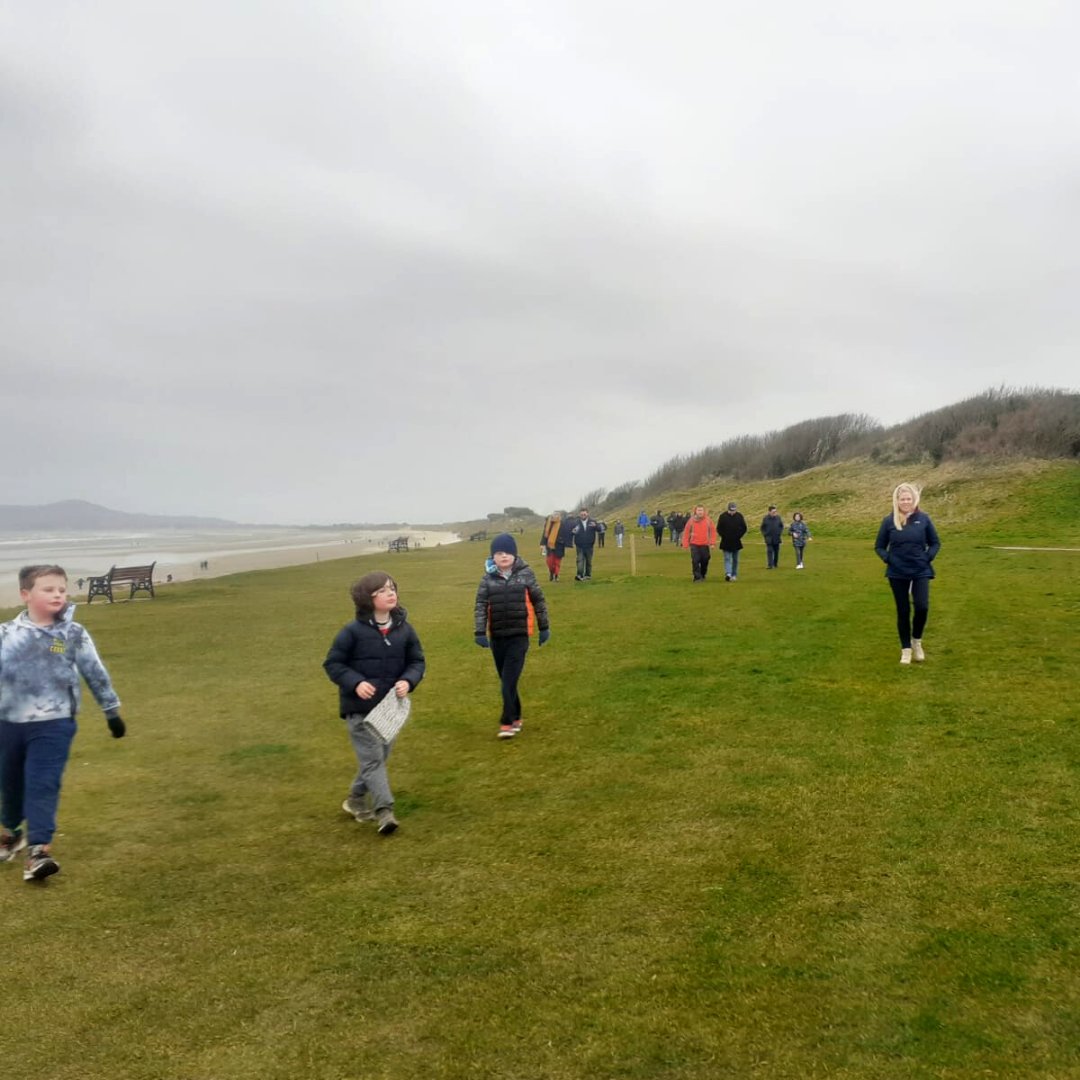 prolifecampaign's tweet photo. 🥾 We had a fabulous walk on Portmarnock Strand this weekend! We loved getting to meet up with everyone, and for braving the wind! 💨 Swipe to see photos from the adventure!
Keep your eyes peeled for more hikes and meet ups coming soon!
#prolifeireland #hikeforlife https://t.co/uxxj6yZEPR