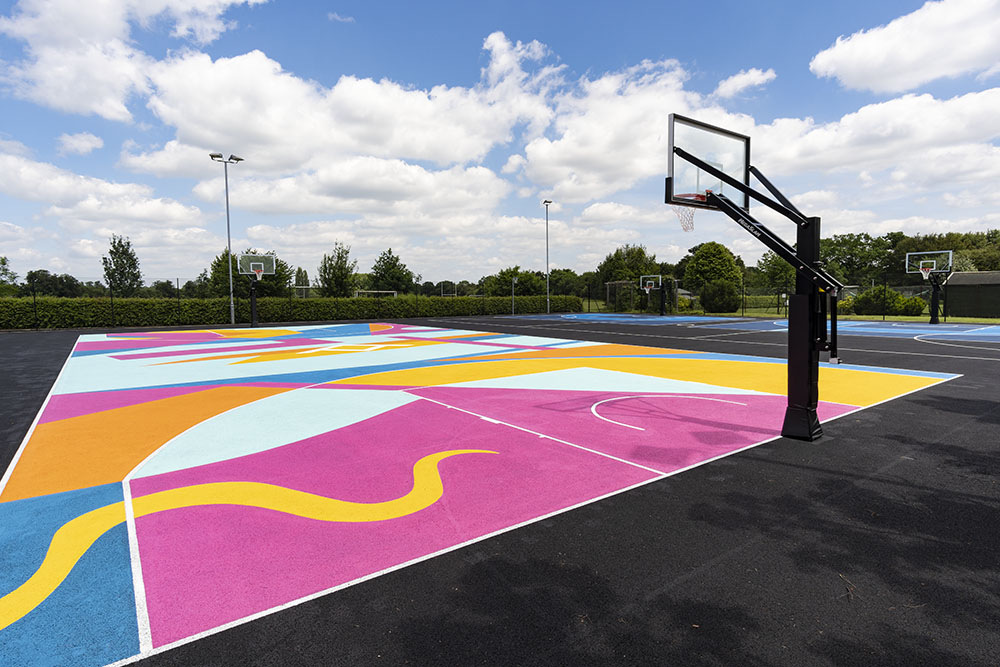 etcsports's tweet photo. Throwing back to a fantastic project last year, this dedicated 3x3 basketball facility had some areas resurfaced and a beautiful colour spray, with quite the centre piece! Do you have a space could be transformed? #sportssurfaces #colourspray #basketball @bballengland @NBA https://t.co/NplxNhWfot