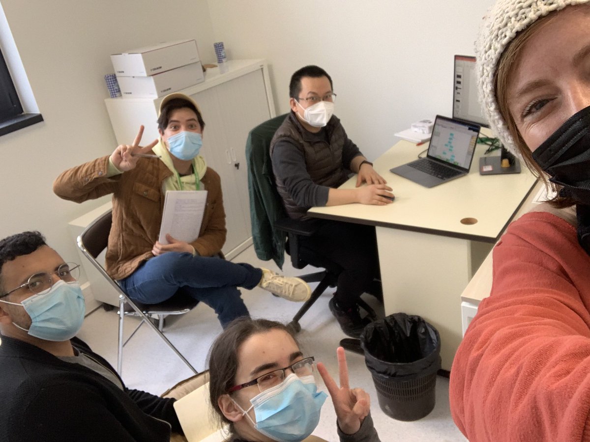 Team at work !! Learning the bioinformatic pipeline to analyze population genomics data with <a href="/ChenCC0/">XilongChen</a>, <a href="/gab0lvera/">Gab0lvera</a> and the two new comers in the ECLECTIC team: Celia and Jorge who will work on the <a href="/AgenceRecherche/">ANR - Agence nationale de la recherche</a> and <a href="/FRBiodiv/">FRB</a> projects on apple and almond trees ! Welcome !!😀🤩