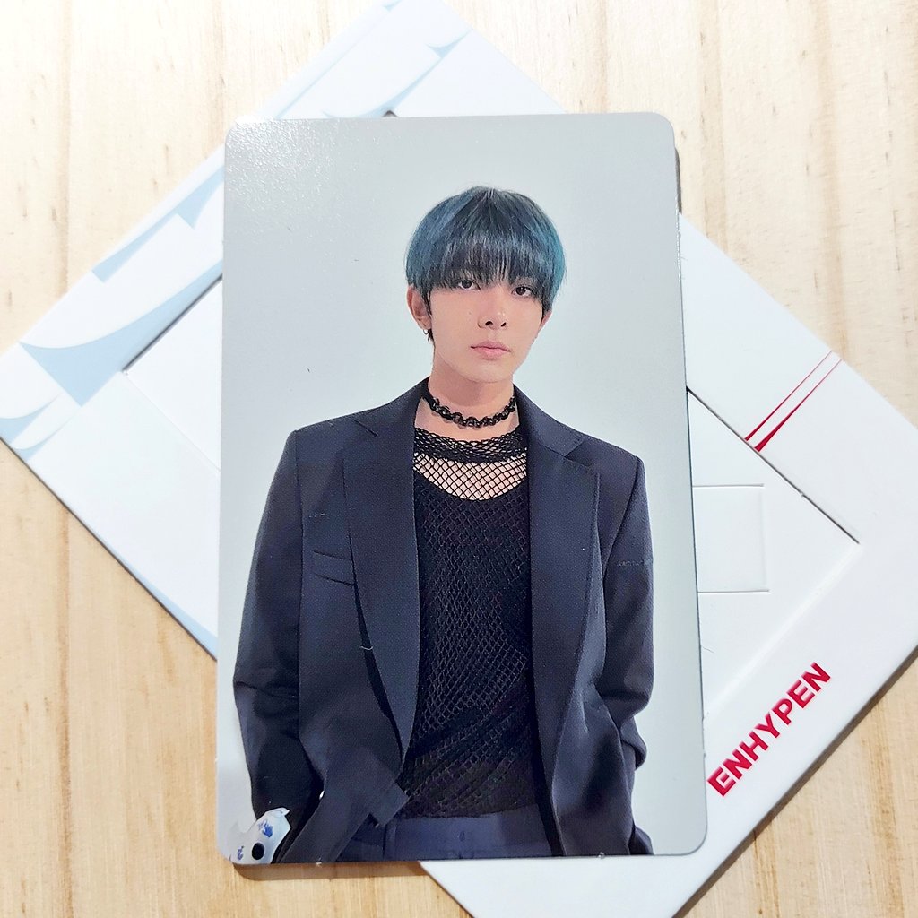 sunwon_ie's tweet photo. Thank you so much @woniiekoo this pogi is home 🥺 Super safe ng packing for a very decent price 🤍 #cha_proofs https://t.co/1fRa34UjqV