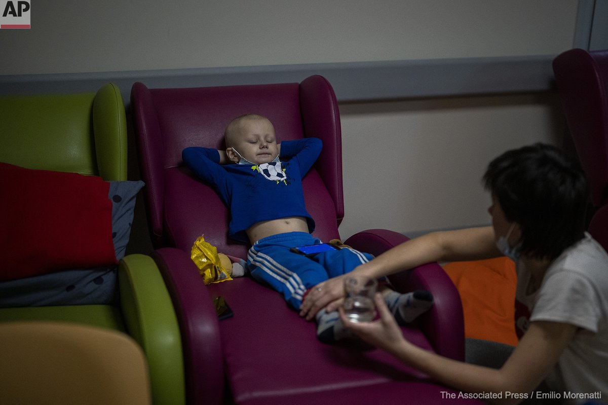 EmilioMorenatti's tweet photo. Oncology patients receive their treatment at a basement used as a bomb shelter, at the Okhmadet children’s hospital in central Kyiv, Ukraine, Monday, Feb. 28, 2022. (AP Photo/Emilio Morenatti) https://t.co/RSyNl6CLa3