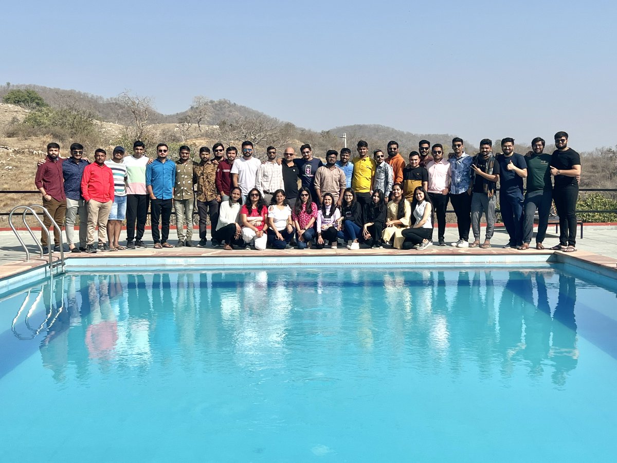 QAbleHQ's tweet photo. #QAble had a great #2nd Trip At Kumbhalgarh. We gathered some Energetic, Precious, Unplanned, Auspicious, enjoyable moments.
#fun #LifeatQAble #MondayMotivation #kumbhalgarh #trip #employees #teambonding #growwithQAble https://t.co/bwBBk83XTL