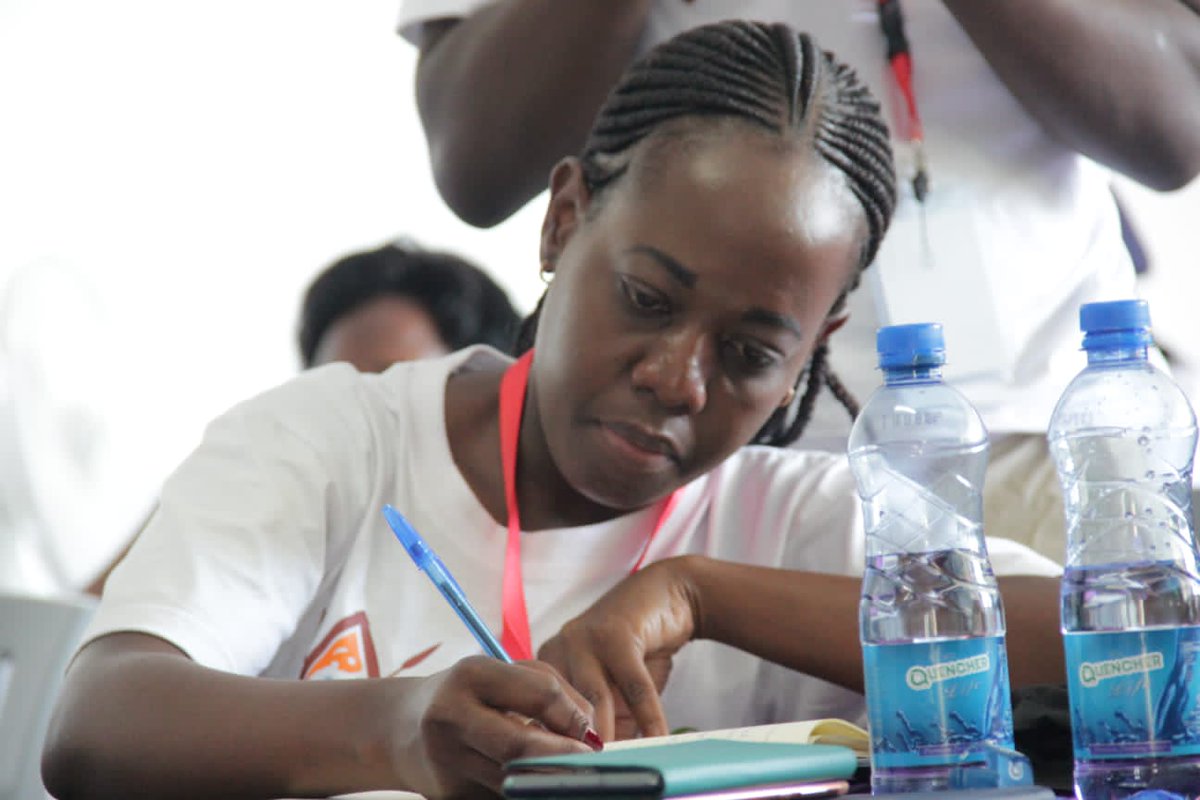 tandacn's tweet photo. Why Women?
1. Most Community Networks are run & managed by Women.
#KNSCKisumu #communitynetworks #knsc #tunapandanet #aherinet https://t.co/J29r2XaD8M