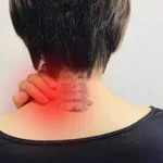 頭痛や肩こりが酷い人にオススメ？肩から腕に血を巡らせるストレッチ!