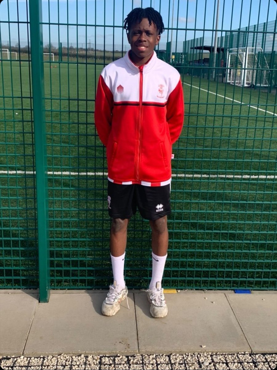 A big congratulations to UKFS player Zane on signing with EFL side Lincoln City! 🙌 🔥 #uk #football #schools #ukfs #soccer #academy #england #europe #privateschool #education #school #opportunity #hardwork #determination #success #showcase #trials #tryouts #efl #lincoln #city