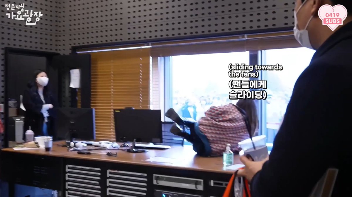 0419subs's tweet photo. [0419SUBS] Let’s be together with Meungdi’s regretful final time leaving work❤️

🔗https://t.co/3HF3WZtfl0 https://t.co/dQrbMZp8Ev