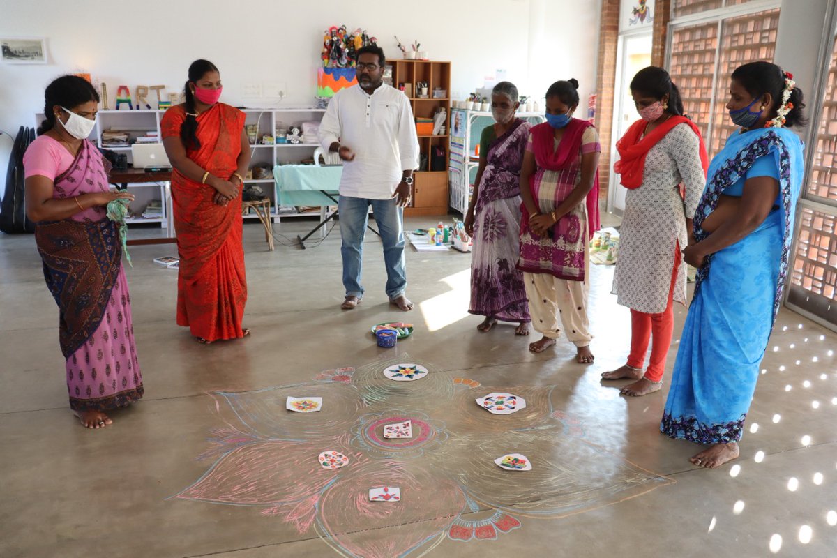 SharanaOfficial's tweet photo. Art allows us to feel, to know, to be. It supports the process of healing. At Sharana we have known the power of the arts for several years now. Our in-house art therapist &amp; expressive arts practitioner uses art magic every day.
Read @AloPal's latest blog
https://t.co/V9ygOk7cLH https://t.co/A3pzHCtoDq