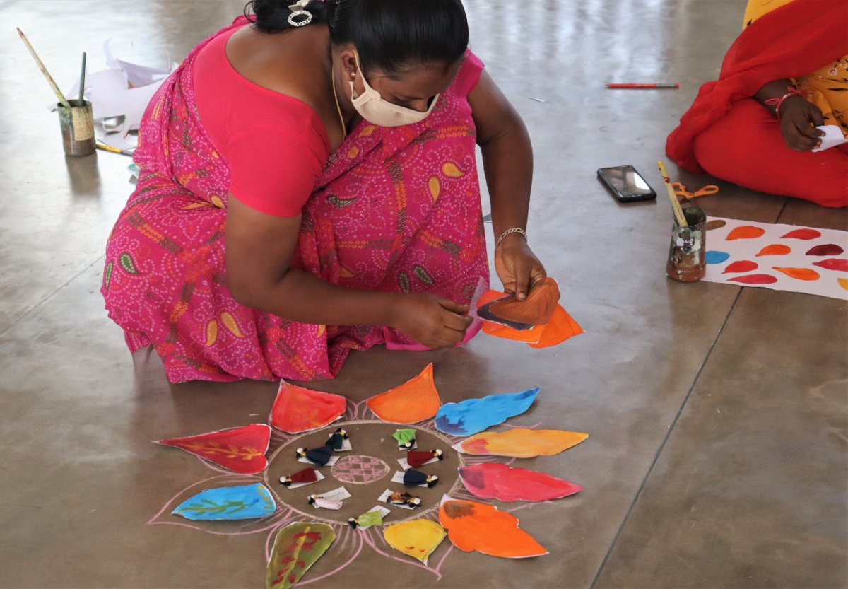SharanaOfficial's tweet photo. Art allows us to feel, to know, to be. It supports the process of healing. At Sharana we have known the power of the arts for several years now. Our in-house art therapist &amp; expressive arts practitioner uses art magic every day.
Read @AloPal's latest blog
https://t.co/V9ygOk7cLH https://t.co/A3pzHCtoDq