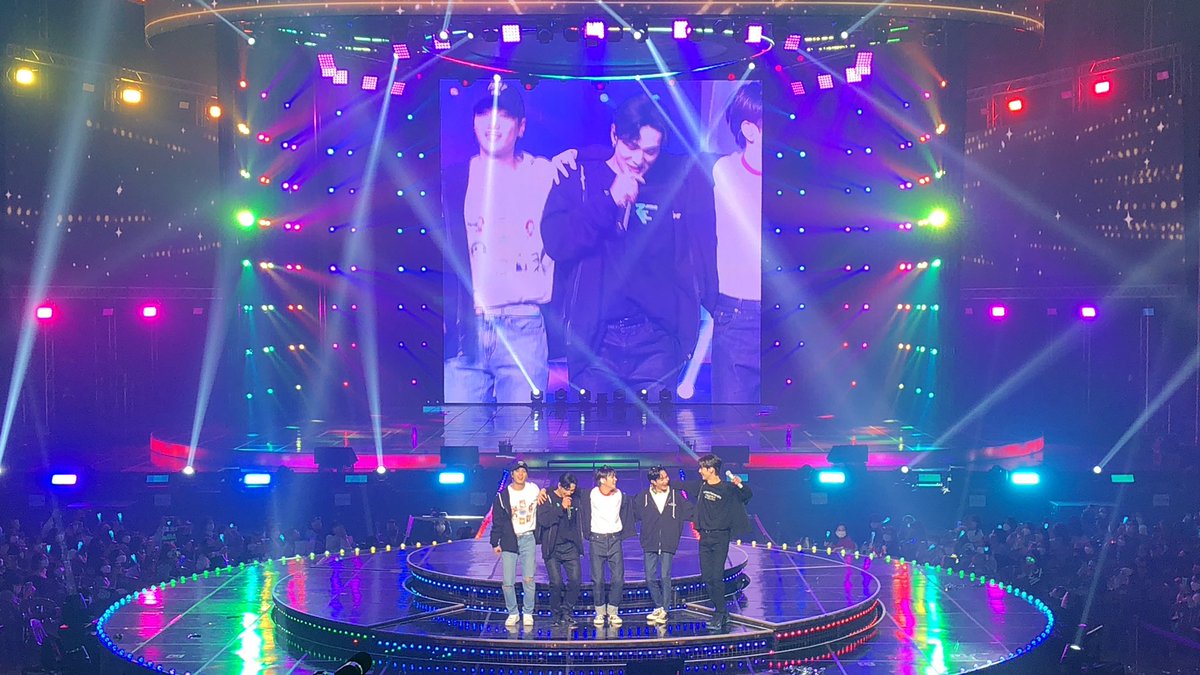 nuest1995love's tweet photo. 처음이자 마지막 아이돌 
너무 행복했다...
코로나땜 제대로 못보고 보내는 거 
같아 속상하네 ㅠ 
언제 어디서든 행복했으면 좋겠어 
#뉴이스트사랑해 https://t.co/x8rGtyZvtp