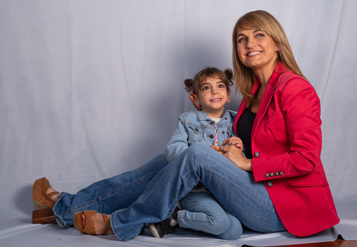 Hoy, Día Mundial de las #EnfermedadesRaras, publicamos en nuestro #blogFONCE el testimonio de Elena, madre de una niña con un problema de este tipo. Cuenta el periplo de las familias hasta obtener un diagnóstico.

ow.ly/Wj9z50I5uug

<a href="/FEDER_ONG/">FEDER | Enfermedades Raras</a>