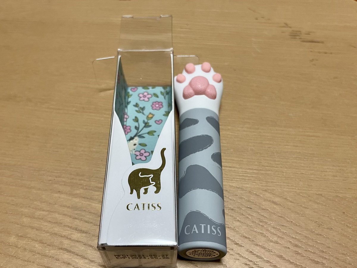 Cats_gilbert's tweet photo. マンカストラップのおててを入手した🐈
#CATISS https://t.co/E5wM0KskxJ