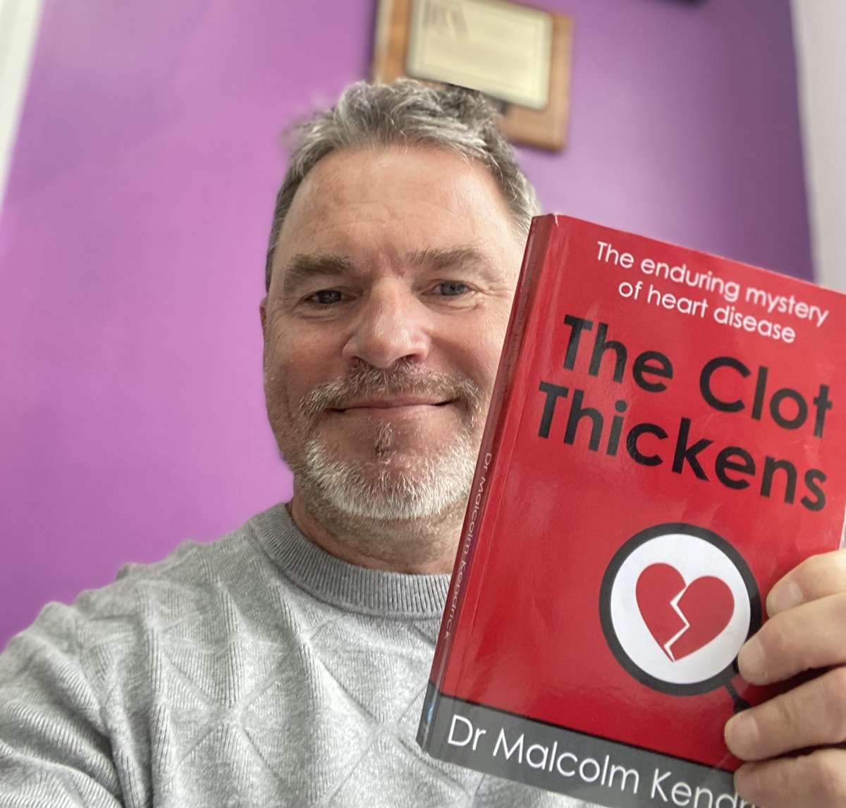 If you want to know what really causes heart disease and how to avoid it through lifestyle and diet (not drugs and statins) read this new book, by @malcolmken it’s awesome