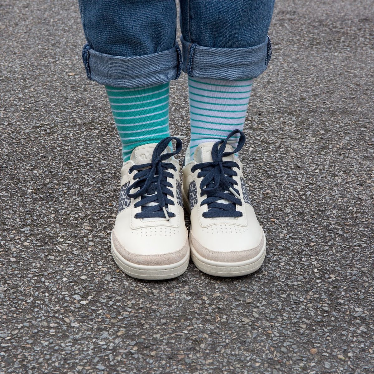 Le 21 mars ➡️ journée mondiale de la #trisomie21 ! L'usage ? Porter des chaussettes dépareillées pour valoriser la différence ✊🏻
Vous pouvez shoper celles de l'asso créées en #collaboration avec <a href="/archiduchesse/">Archiduchesse</a> 🇫🇷et <a href="/ForticheProd/">Fortiche prod</a> juste ici 👉🏻 bit.ly/3JRVePu 
👟 <a href="/ngoshoes/">N'go</a>