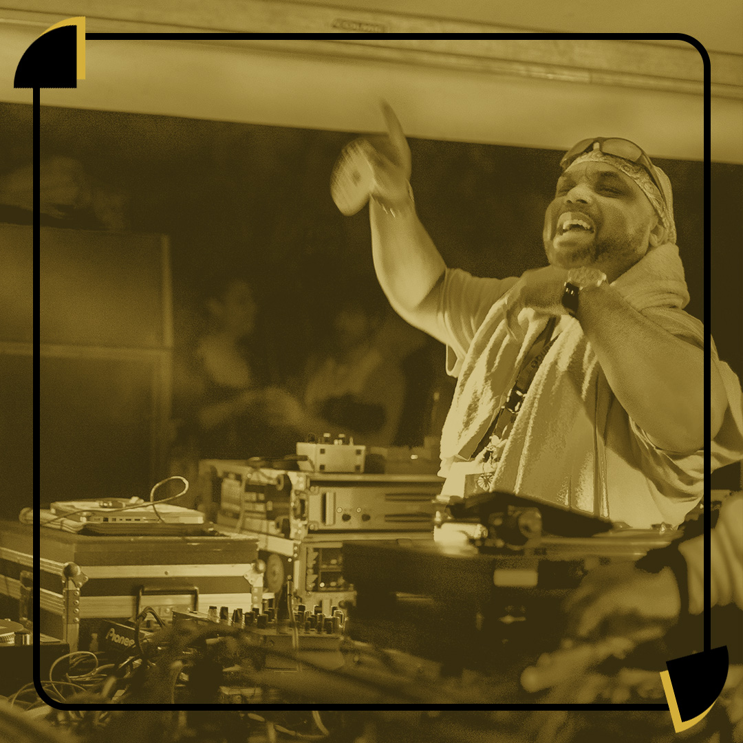 It shortly established itself as one of the most renowned sound systems in the UK, promoting and supporting artists such as Aswad, Culture, Mad Professor, Horace Andy, Twinkle Brothers and playing with sound systems such as Aba Shanti-I, Jah Shaka, Jah Tubby’s, The Disciples.