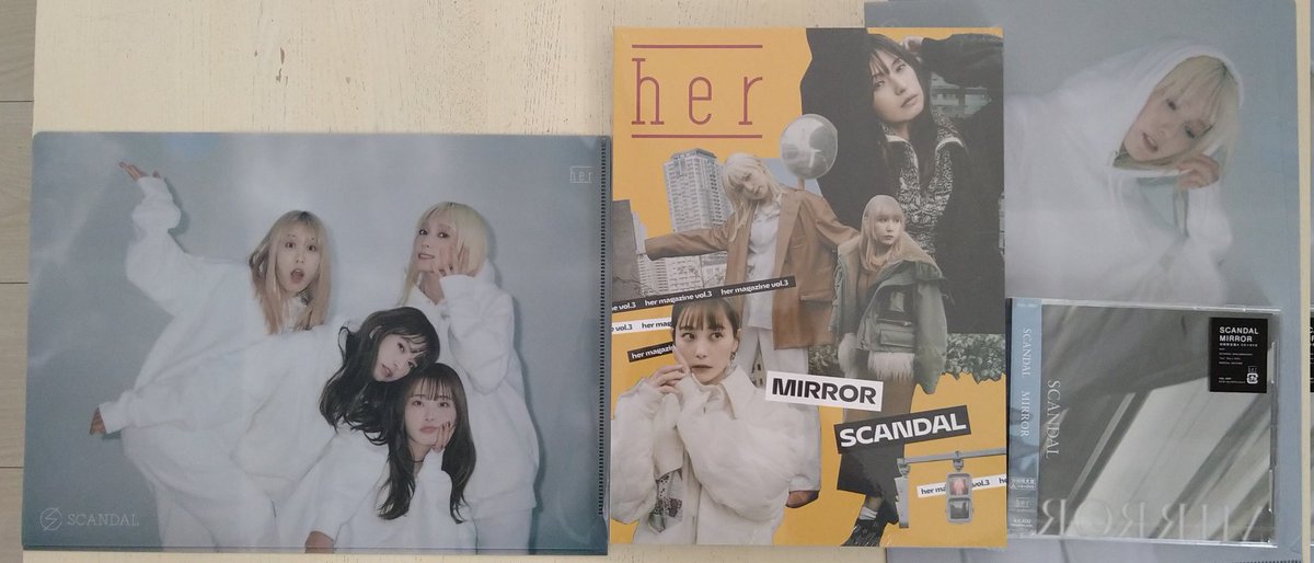 SuperSCAworld's tweet photo. D賞欲しい!
毎回her magazine読んでて読み応えもあるし音には載らなかった言葉が綴られててさらに深みを感じられて益々好きになってしまう
CD全パターン欲しくなっちゃうよなぁ
#hermagazine https://t.co/d26JpXbDBN
