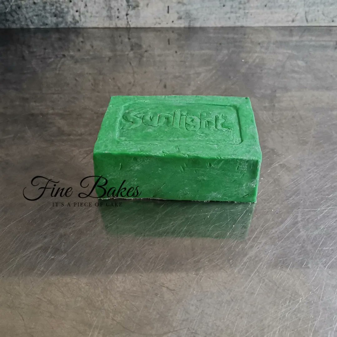 Sunlight Green Soap CAKE

Cakes that will fool your eyes and confuse your taste buds😋

#finebakes #itsapieceofcake