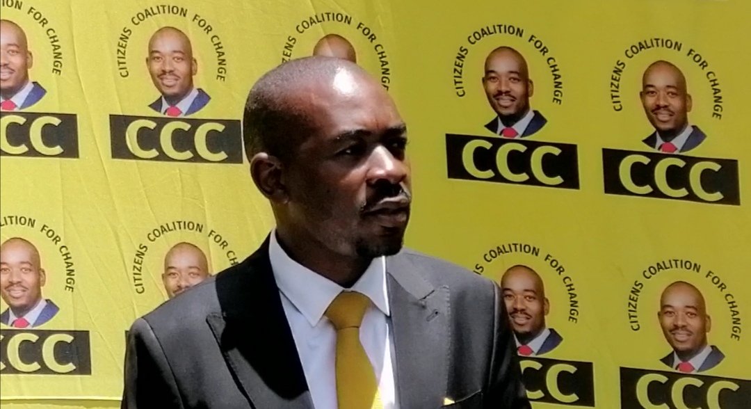 CCCZimbabwe's tweet photo. 🟡In order to emphasise without putting officers in trouble we need not to mention their names

🟡The police knew of the attack before it happened but because it was ordered by high level Zanu PF, they were unable to act to prevent the violence. #KwekweViolence https://t.co/ORfEV1lHEN