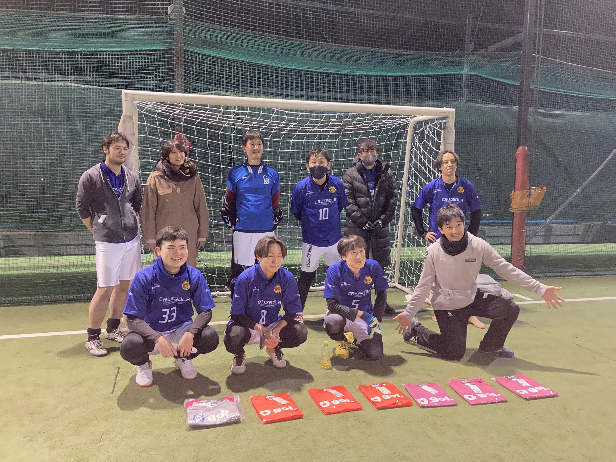 Tokyobandits 特にサッカー フットサル経験者の方 アラフォーからでも新たな友人 仲間は作れます 是非共にボールを蹴り続けましょう ご質問等も随時受け付けております ご興味ある方は是非一度お問い合わせ下さい Twitter