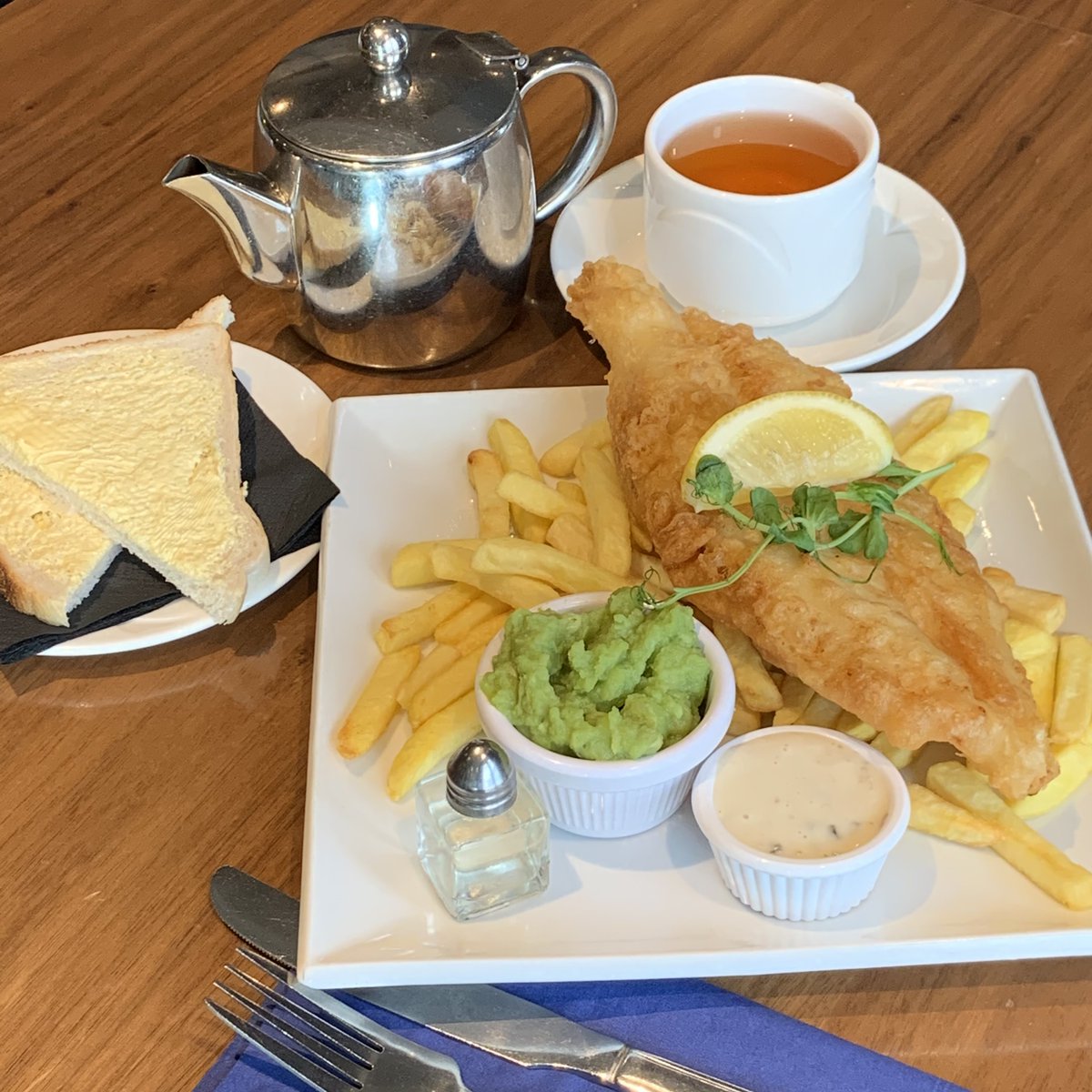 MooringsMwell's tweet photo. Fish Tea! 🐟☕
Classic battered haddock & chips served with a pot of tea and bread & butter. Only £14!
Every Thursday between 4 pm and 6 pm. Have you booked your table?
📞01698 258131
#mooringshotel #deal #offer #fishtea #fishandchips #traditional #tea #tealovers https://t.co/lfIoP2kjGK