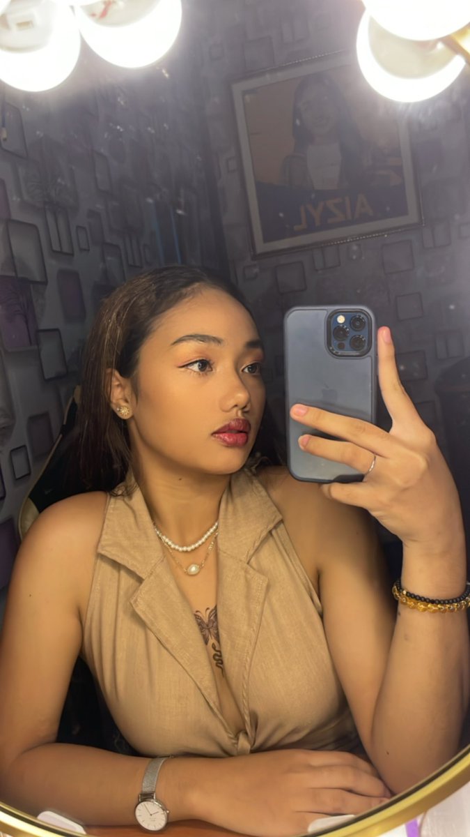 daexplorers16's tweet photo. I have a special place in my heart for people who ask me how I’m feeling and randomly check up on me, keep those people close to you.

@TandugonAizyl 

1yrMONniversary WITH AIZYL https://t.co/sGnX6rnnRU