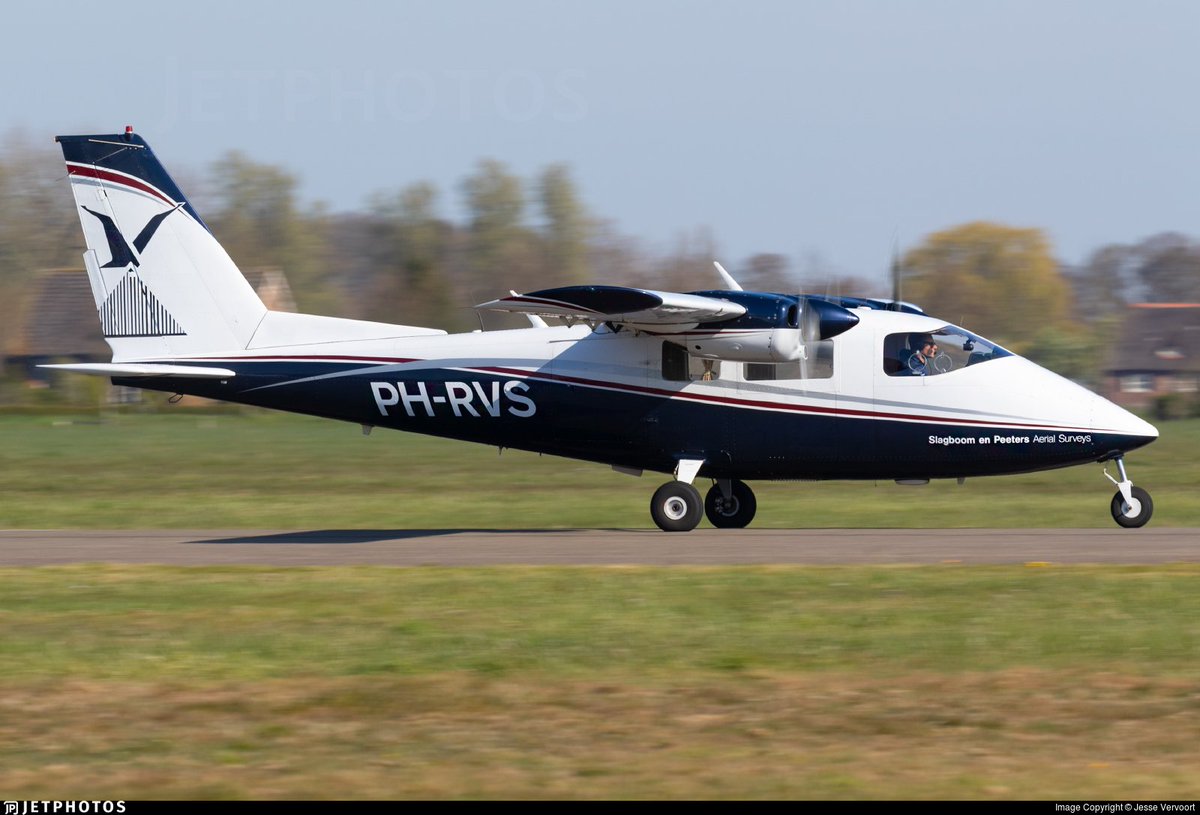 At_Geo's tweet image. Stralend weer ☀️, perfect voor het vliegen van de jaarlijkse luchtfoto's 📸 !

Nederland 🇳🇱
flightradar24.com/PHRVS/2af826e2
Slagboom &amp;amp; Peeters Aerial Photography @SlagboomPeeters 

Duitsland 🇩🇪flightradar24.com/DIDOS/2af82e66 
Hansa Luftbild @hansaluftbild