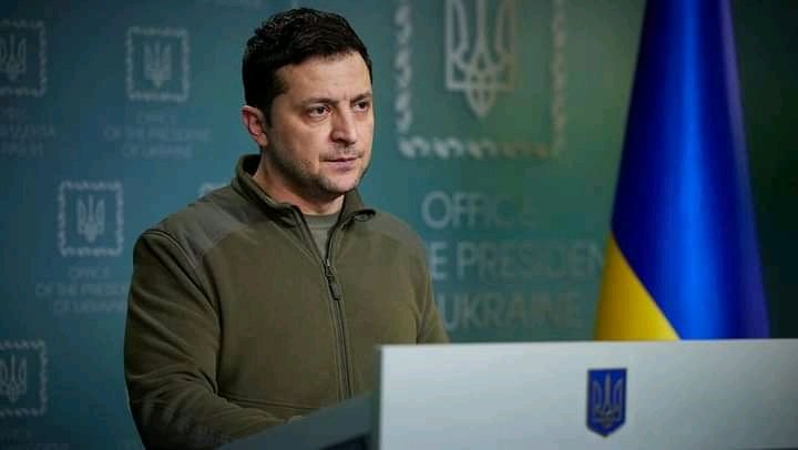 TMakomere's tweet photo. I stand with Ukraine at this trying moments .. Kenya should be serious about this issue.. Kenya government . We have Kenyans in Ukraine https://t.co/XWUPhbzwVN