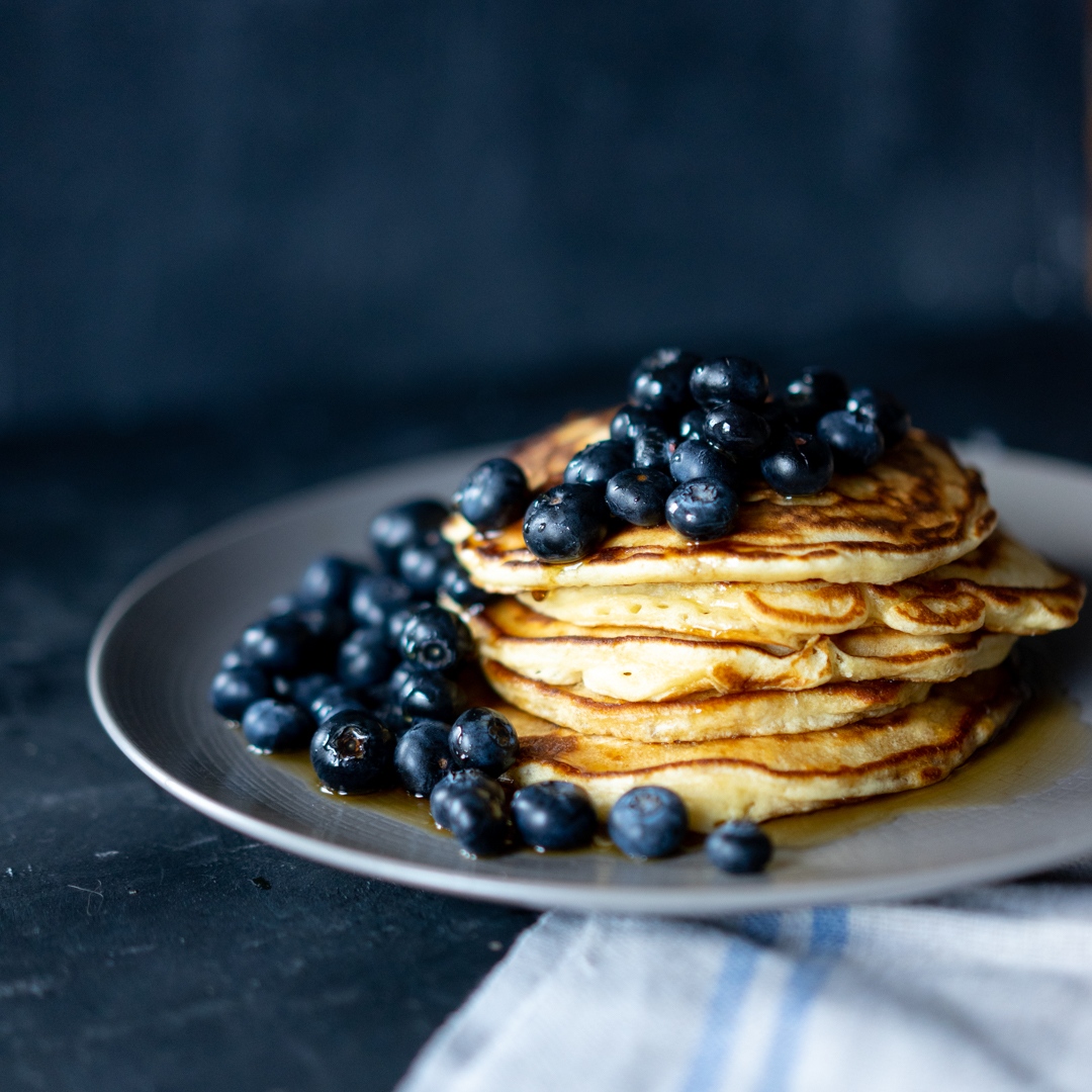 Pancake Day (aka Shrove Tuesday) is nearly here!⁠ Let us show you how to get your pancakes perfect every time with our easy method that relies on a special tip for resting the batter. Head to the link for the recipe now: 
leiths.com/how-tos/cook-c… 
#PancakeDay #ShroveTuesday