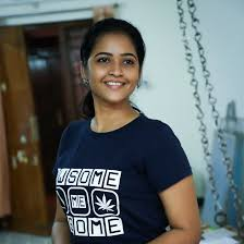 BrindaHere's tweet photo. Happy Birthday @PiyaShrimali! 🎂🎁🎊💐🎊
Have a great year ahead
#HBDPadmapriya | #HappyBirthDayPadmapriya #Padmapriya | #28thFebR https://t.co/WcKn4kOvhy