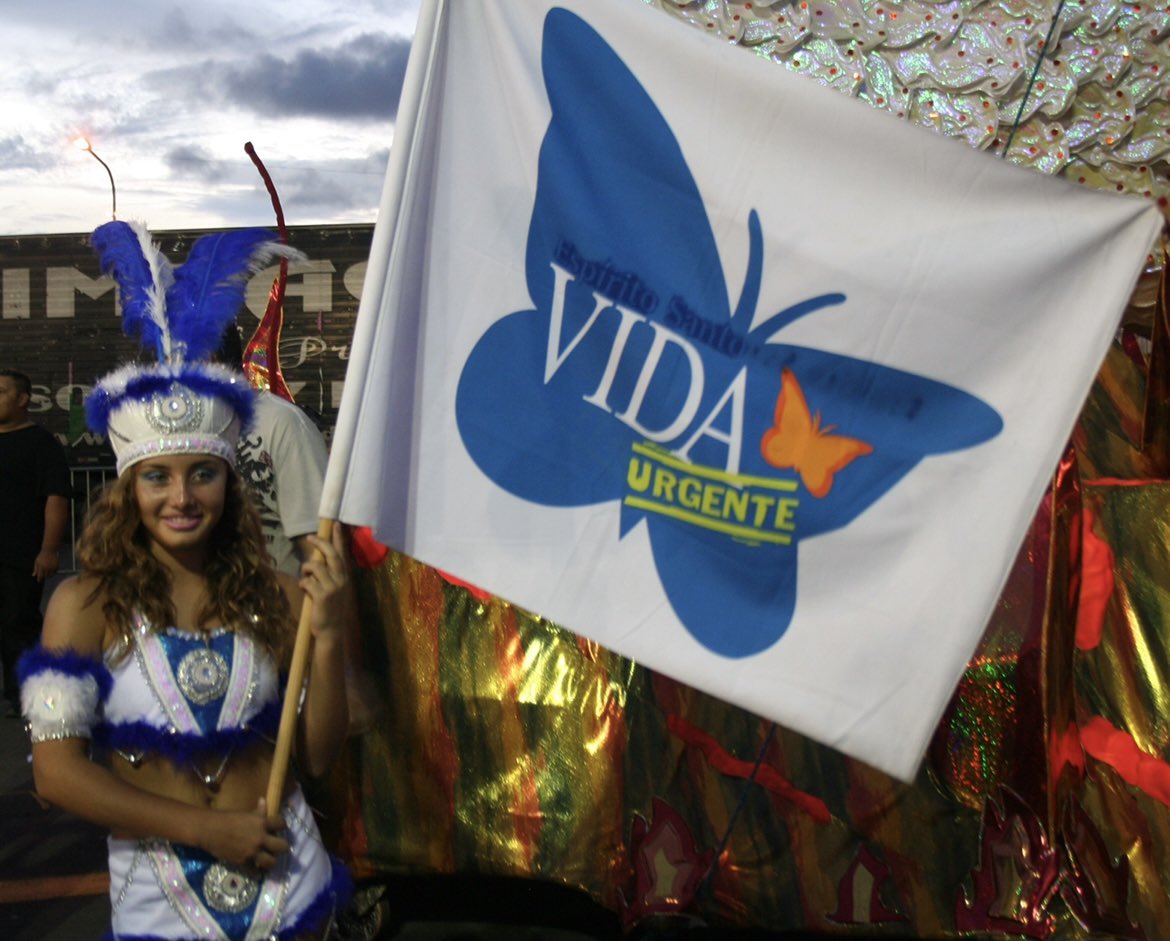 dizagonzaga's tweet photo. Neste carnaval que o som seja só o da “batida”dos 
tamborins, e que a bandeira seja a da PAZ e VIDA! https://t.co/Yg0tw5ieEW