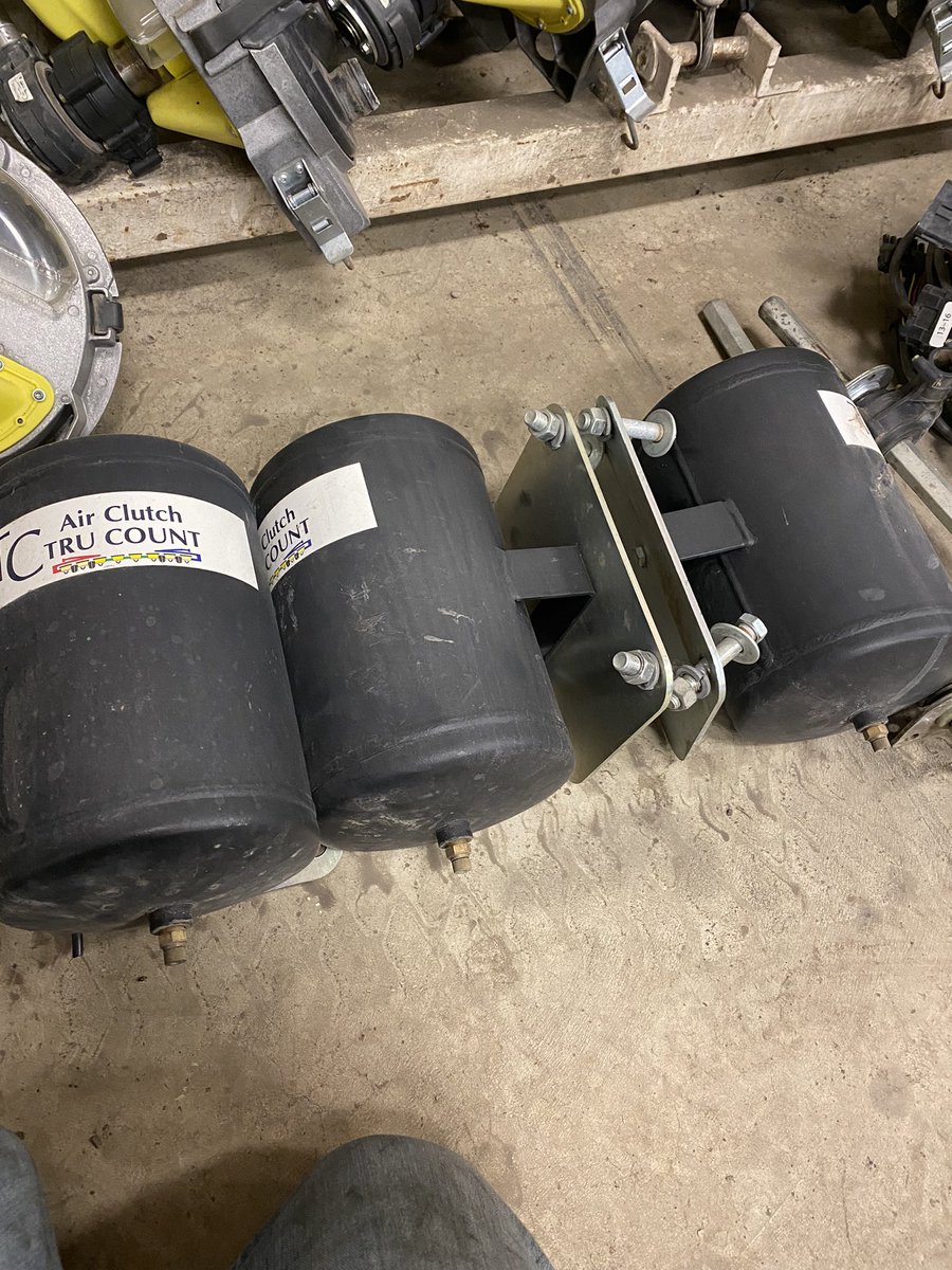 ticker4464's tweet photo. TruCount Clutches and mini hoppers for sale.  DM me for more details/price. https://t.co/o8G7vWd6j2