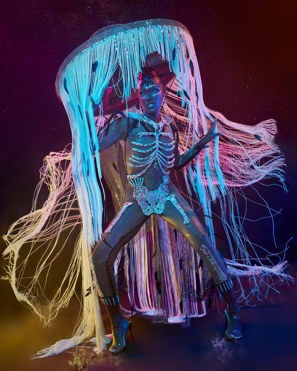 ChambersMedia_'s tweet photo. Jab Jab need consent form from ME to play devil. ☠️
What else I could do to prove that I am The Robber of all robbers,
De Woman version, tabanca is certain, always lurking
in a woman’s wrath or scorn,
Baddest Robber… EVER born. 🔥🔥🔥
#SolangeGovia
#MidnightRobber
#Carnival2022 https://t.co/k0UmPNpqXZ