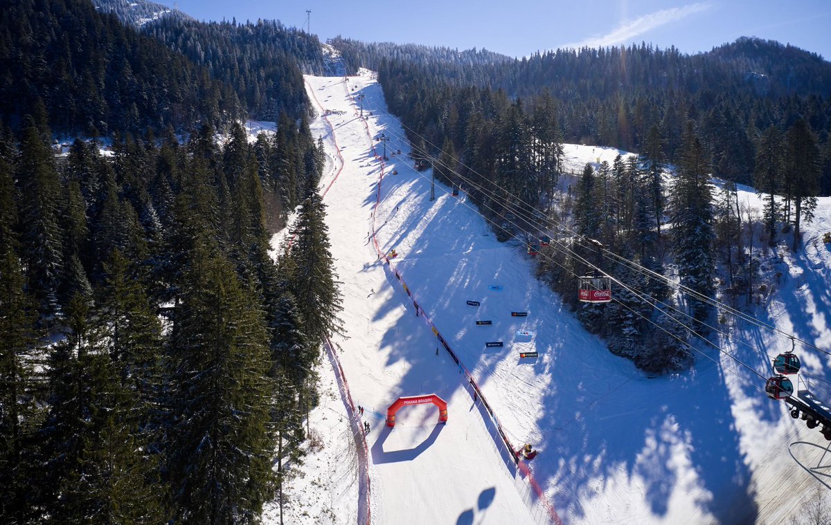PrimariaBrasov's tweet photo. Noi competiții de schi alpin în Poiana Brașov.
Pârtia Subteleferic va fi închisă în perioada 1- 5 martie

Detalii aici https://t.co/EL0LoWQmNi https://t.co/tvAZdrBik9