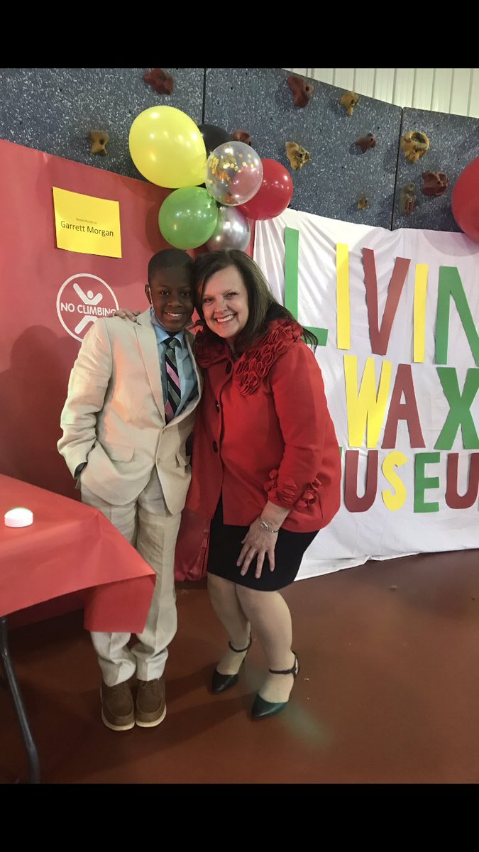 LisaCoxHull's tweet photo. GREAT EVENT @Phila_Tornadoes Students did research, wrote presentations, did story boards, and dressed the part!!! Thank you 5th graders and your wonderful teacher Ms. Smith!! @MissDeptEd @MSSupts @WTOKTV @NeshobaDemocrat @cs_bounds @jbranninglaw https://t.co/hJg8XTtuyF