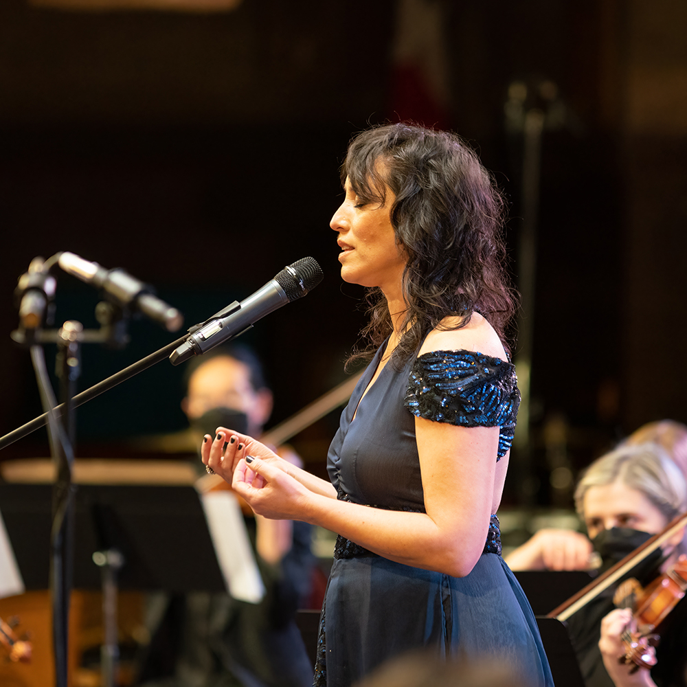 ldnsymphonia's tweet photo. We had the most wonderful concert with guest artist @Avivachernick. Our first in-person &amp; livestreamed concert in a year involving the full orchestra! Not to be missed, this concert will remain available on-demand until March 7th. @LDNMusicOffice #ldnont https://t.co/StTKK0lIYz https://t.co/7Y4HzXM9t7
