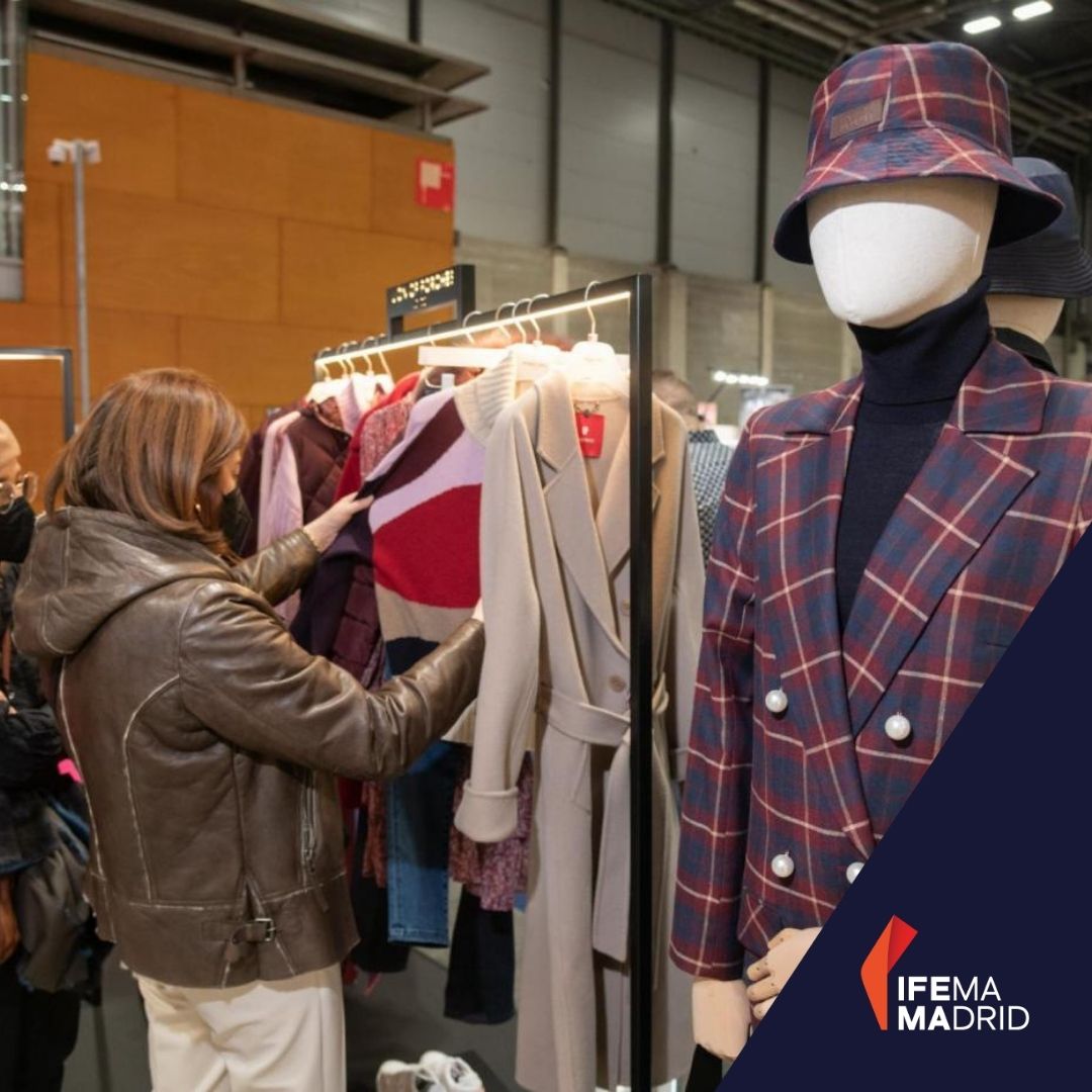 MOMADMadrid's tweet photo. 🇬🇧: #MOMAD22, the international exhibition of Textile, Footwear and Accessories brought together more than 330 companies and brands with origin in all the autonomous communities of our geography along with representatives of 12 international countries. #ConectandoLaModa https://t.co/XFPeBBE1Cx
