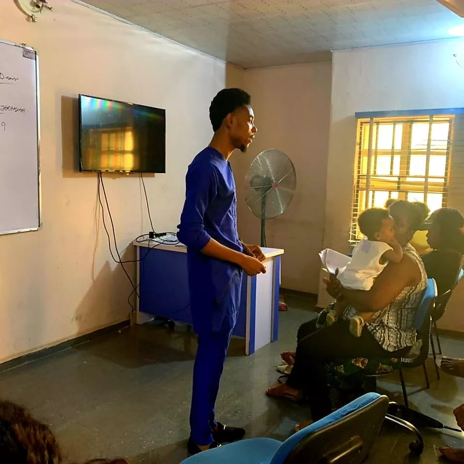 coriftechLtd's tweet photo. The much anticipated training started today at our center.

Missed today?
Dont worry it’s not too late to start.

Join us tomorrow at Plot A Family Support Road,Opp U.L.O by Okpanam road, Asaba.
Time:11am

Learn a skill today
It is absolutely free.
Send us a DM for More enquires. https://t.co/K7LWlyPJL2