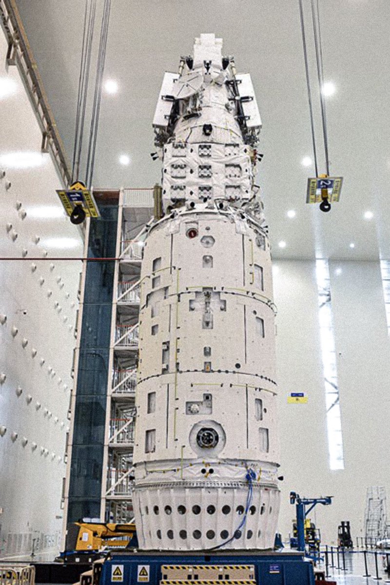 tobyliiiiiiiiii's tweet image. The Chinese Space Agency is gearing up to launch the second module for their Tiangong Space Station.

Pictured below is the Wentian module that will host more scientific research and living quarters for the taikonauts.
Scheduled to launch in May 2022.