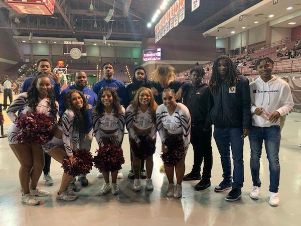 Shoutout to our boys basketball coaches for taking some of their players to the @TSUMensHoops game over the weekend. Getting them a taste of the college atmosphere. #GoBuffs #RecruitMilby #HBCU Milby