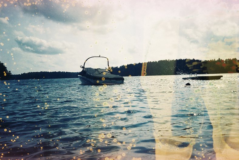 LostRollsAmeric's tweet photo. “A lake in Maine where we spent a week one summer. I was using a waterproof camera and it leaked, and damaged the film.” - @syndi_pilar when: 2017, where: Maine

#lostrollsamerica https://t.co/rtgzAUVSk8