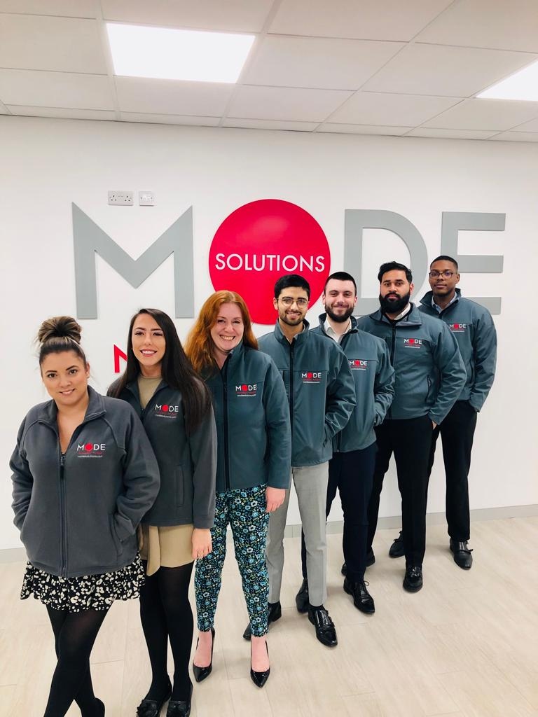ModeSolutions's tweet image. Earlier in the year we gave our incredible Service Teams some fantastic uniforms. Now, all our teams in both our offices now have a lovely shell jacket or fleece! 😄

#teamworkmakesthedreamwork #dreamteams #manageditservices #telecommunications #managedprintservices