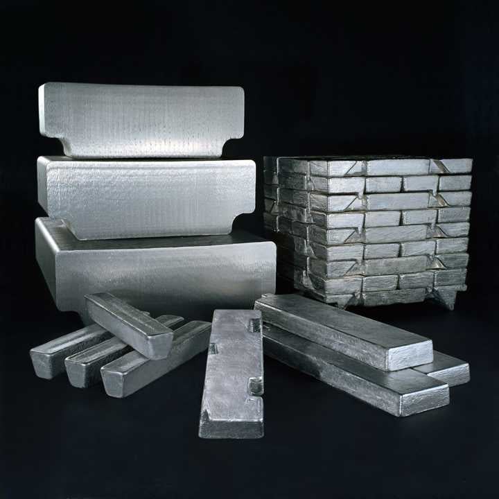 UtahDNR's tweet photo. DYK: Great Salt Lake is the only producer of magnesium metal in the western hemisphere. Magnesium plays a crucial role in manufacturing everyday items, from soda cans to auto parts. In fact, the #GSL supplies 14% of the world's magnesium! #MagnesiumMonday
Source: @UtahFFSL https://t.co/BRFqkvHAuP