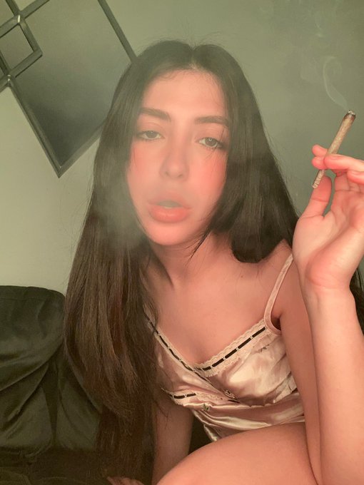 wake n bake end up like this https://t.co/tJ8XMlZNm8