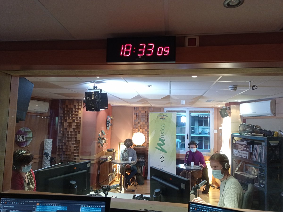 🔴 #ENDIRECTE I ara entrevistem <a href="/lluisrsalva/">Lluís R. Salvà</a>, President de l'<a href="/acimc/">carol izidoro</a> i el pianista <a href="/XavierRicarte/">Xavier Ricarte</a> sobre el nou cicle-concurs ImpulsACIMC on hi toca el mateix Ricarte