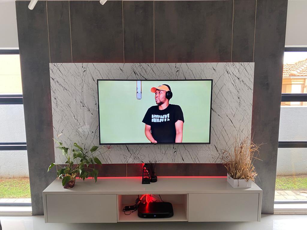 Tash2Yellow's tweet photo. My company made all of these 🥺 Please RT, my next customer might be on your timeline 🙏🏼❤️ #BBMzansi #Ukraine #PrayForUkraine https://t.co/R78dkQjqex