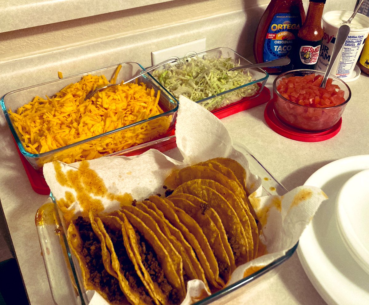 CATinPhoenix's tweet photo. I ate & drank my way through the weekend! #operationhydration https://t.co/xE5Nlj29CS