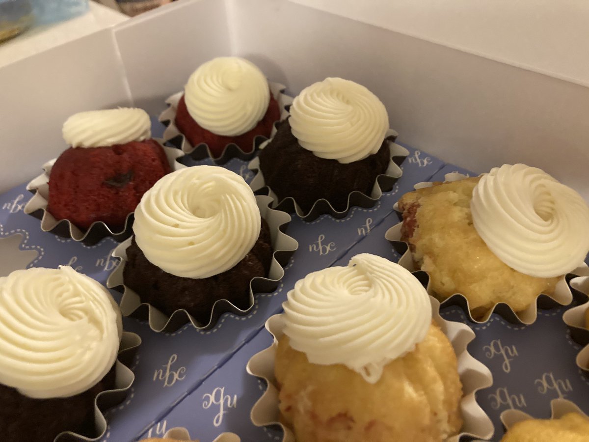 CATinPhoenix's tweet photo. I ate & drank my way through the weekend! #operationhydration https://t.co/xE5Nlj29CS